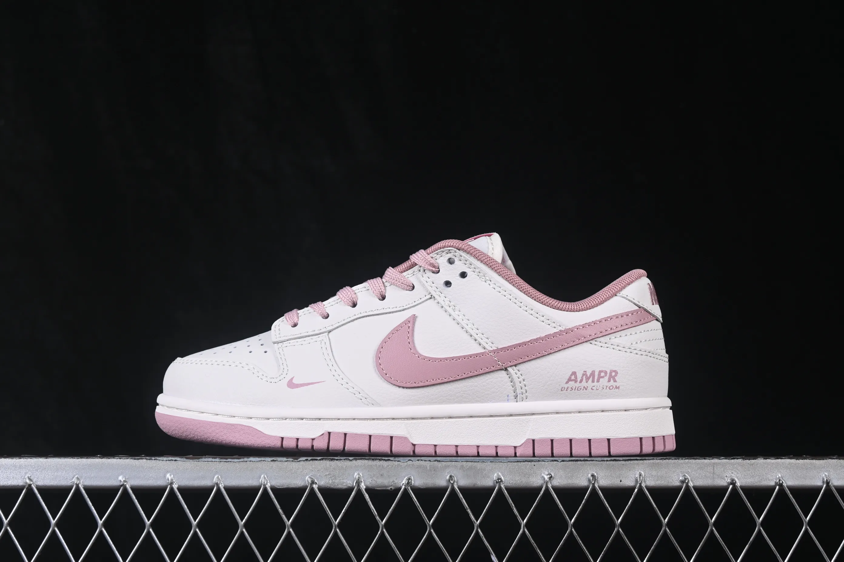 All categories Nk SB Dunk Series Nk SB Dunk Low High-end customized low-top sneakers Nike SB Dunk Low low-top casual skateboard shoes WP0418-178